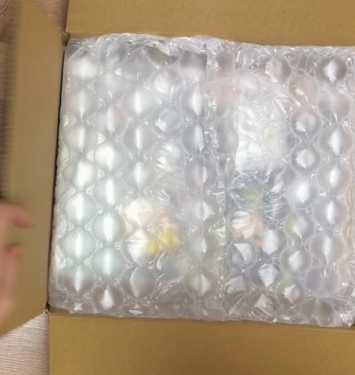 在挖煤姬切煤很多次啦，这次东西不多简单走了竹蜻蜓的包税线，非常省心，打包填充也很好很安全，p2是我的美貌小梦情，用了券也是好价拿下！超级可爱