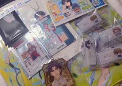 这个月又清了一批网王的谷子～那段时间最种草的就是网球王子和花王碧柔的联动系列，所以当时收了好几单这个联动系列的文件夹，这也是挖煤姬的好处可以大量吃谷～收到果然没有让我失望！实物绝美，而且正反面双图案，太适合使用了！这次选的是竹蜻蜓包税路线，提交合单申请后什么都不用管...