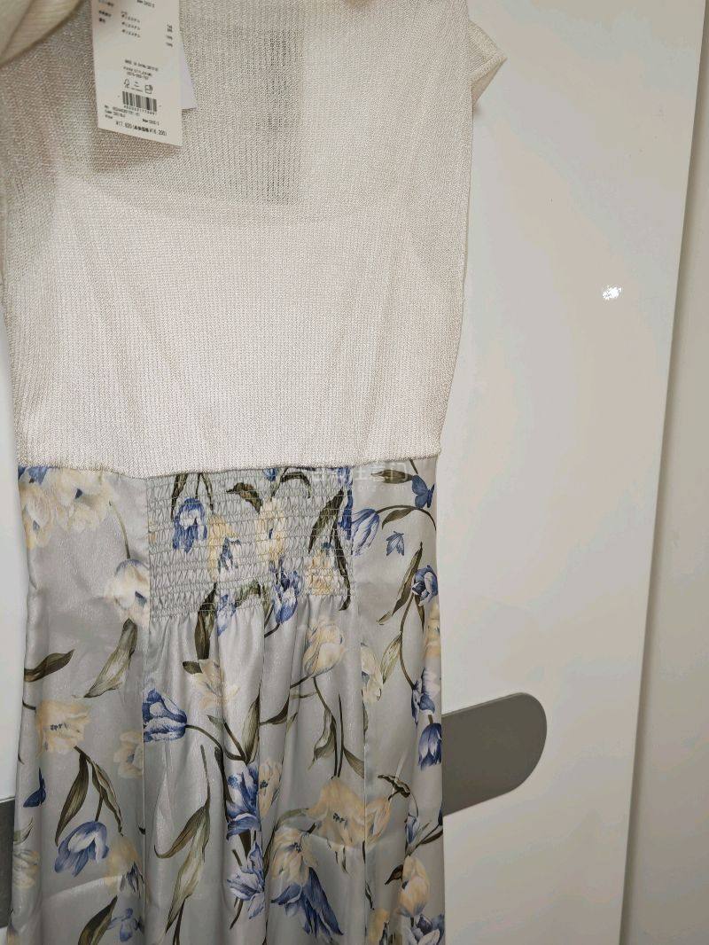 第二次使用挖煤姬从日本网站下单了，整个过程非常顺利！作为新人，从注册、下单到支付，界面都很友好，国际物流也很快，包裹完好无损地到达，体验满分！第一次完美体验以后立马下单第二次。发货很快！ 这次一共买了一件商品，日牌热门裙子。订单总额价格合理，比代购划算很多。 开箱时...