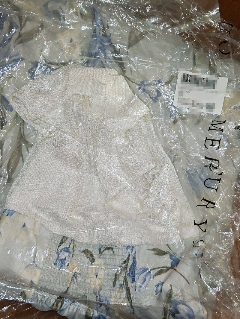 第二次使用挖煤姬从日本网站下单了，整个过程非常顺利！作为新人，从注册、下单到支付，界面都很友好，国际物流也很快，包裹完好无损地到达，体验满分！第一次完美体验以后立马下单第二次。发货很快！ 这次一共买了一件商品，日牌热门裙子。订单总额价格合理，比代购划算很多。 开箱时...