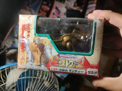 满分，专门冲着变形金刚野兽之战系列下单，收到的每款玩具都超惊喜——漆面工整无掉漆，关节紧实不松散，细节还原度拉满，完全符合收藏预期。物流时效比预想快，包装得严严实实，没有一点运输损伤。客服沟通顺畅，从竞拍指导到清关跟进都耐心细致，全程省心又安心。作为老粉能淘到这么多...