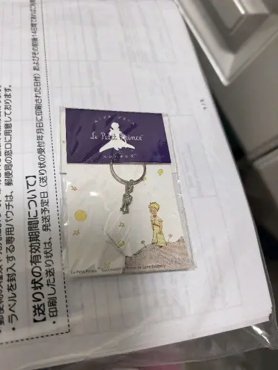 在挖煤姬仓库放了很久，把喜欢的东西都一次性运回来了。仓库保管的很好哦。
这次买了全新的银饰和皮革挂件，都好美。