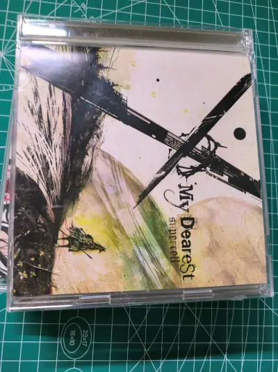 购买了一些CD，用竹蜻蜓专线物流速度很快，这次购物大部分成色都还可以，打包严实，到手包装完好没有运损，顺利的一次购物。