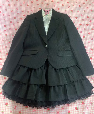 不知道第几次使用挖煤姬啦，切煤真的超级方便www谢谢挖煤姬让我买到喜欢了好久的衣服，太萌啦，版型特别好，包装的也超级好，每次买东西都没有踩雷过，好幸福www??