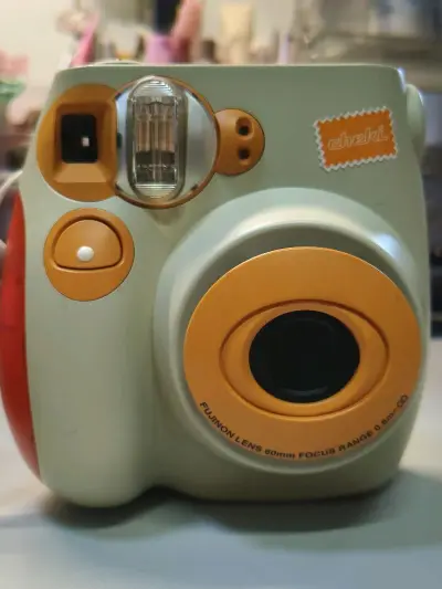 - 操作便捷：挖煤姬有中文界面，对于海淘新手来说非常友好。搜索商品方便，还能粘贴链接自动解析，支付支持支付宝，付款一步到位。
- 物流快速且安心：物流速度较快，有用户选择可追踪小航空，算上清关才8天就收到了拍立得，且物流信息实时更新，能让用户随时了解包裹动态。
- ...