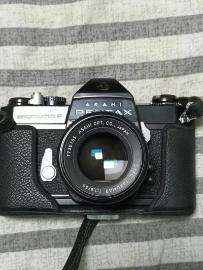 宾得spf应该算是上世纪出货量最大的单反之一了，尤其是日本市场上流通的挺多的，不难买到。m42的镜头做工很好，spf作为宾得sp系列靠后的机型也是很可靠的，机身很重，但做工很扎实，卖家保存的也不错，很好的购物