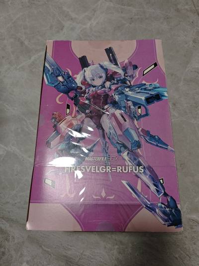 不容易啊能没到寿屋机娘魔鹫的限定版，感谢挖煤姬大大。虽然外盒有少许脏污（店家有写明），但内盒全新完美。购物过程顺利！