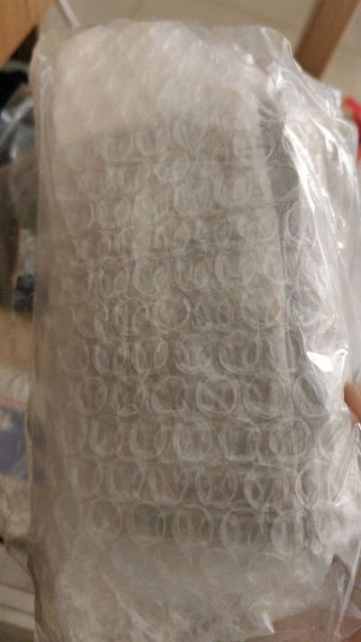 超级有分量，拿到手其实稍稍有点沉，和一次性的质感完全不一样，而且基本是95新，几十块捡漏，超级满意，就差胶卷没买了！
这也是我第n次使用任意门了，兜兜转转换了很多软件，有的在售后背刺有的在国际背刺，一直以来还是觉得任意门更可靠，之后打算一直用任意门了，尤其是相机这种...