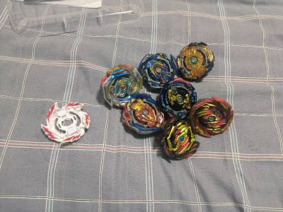 挖煤姬分享，这次还是搞了一些陀螺和发射器，物流很快，包裹包的也很好，泡泡纸很厚很好的一次交易谢谢平台，收到货包装很好而且物品没有损坏，是自己喜欢的东西，再次感谢平台，也谢谢远洋的卖家