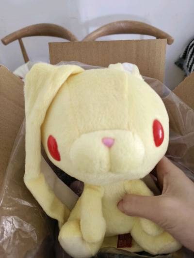 这次在挖煤姬上切了喜欢的泛用兔玩偶，一共四只都是全新带吊牌的，非常的好，竹蜻蜓包税特别好，还有优惠，非常丝滑就到手上了 