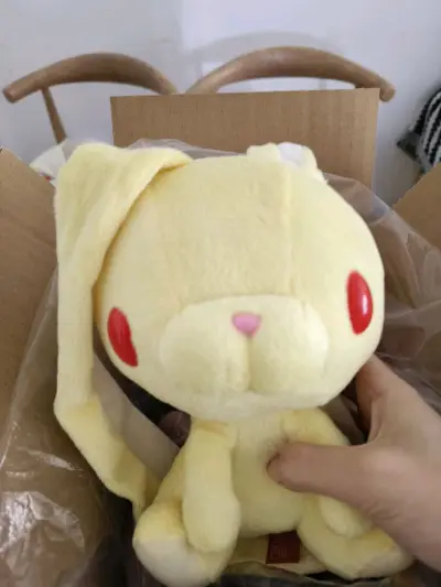 这次在挖煤姬上切了喜欢的泛用兔玩偶，一共四只都是全新带吊牌的，非常的好，竹蜻蜓包税特别好，还有优惠，非常丝滑就到手上了 