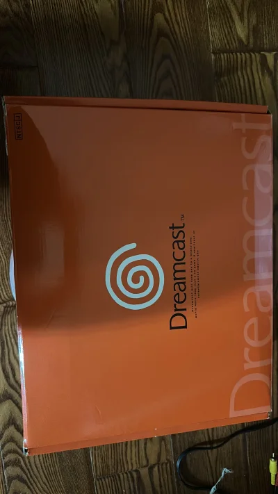 这次的海淘之旅，仿佛一场跨越千山万水的冒险，终于在昨天圆满落幕。当我打开包裹的那一刻，内心涌动的不仅是对商品的期待，更是一种对远方的遥想。这是一次与日本潮流文化的相遇，也是一次对自我风格的探索之旅。