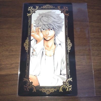 这是死亡笔记东京凯旋展上半场的卡片特典，非常漂亮的设计，尼亚的特典在日本卖的很便宜所以这次选择了去挖煤姬来购买，打包很让人安心！