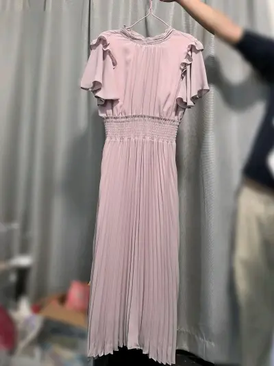 在挖煤姬切了三条小裙子，收到状态都特别的好，很美貌，喜欢在挖煤姬切煤，对单机人很友好，各个操作步骤都十分清晰，不会日语也不用担心，收到之后包裹得很严实，而且转运速度也是非常快的