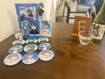 《mono女孩》是漫画家あfろ创作的四格漫画作品，连载于芳文社旗下杂志《Manga Time Kirara Carat》
1
。故事围绕高中女生雨宫五月接任摄影部部长后，因憧憬的前辈牧之原毕业而陷入低谷，在好友雾山杏的鼓励下重拾热情，并购入全景相机展开新拍摄旅程的经...