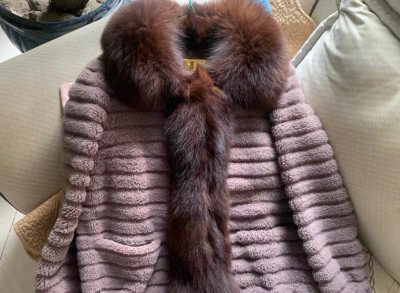 海运了十几箱了，这次有一件貂踩雷了，皮板薄且脆，一千多打水漂了，不过还好，这一批有捡漏的，物流速度一如既往，整体比较满意