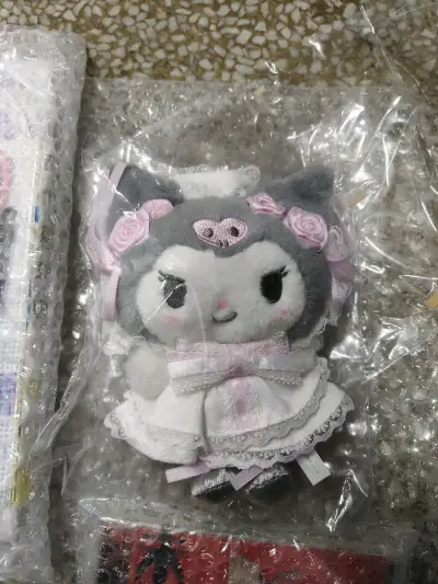 依旧是竹蜻蜓，非常快速的一单，收到了很多国内稀少的物品，特别是买到了花嫁库洛米，价格几乎是国内的一半，非常推荐！