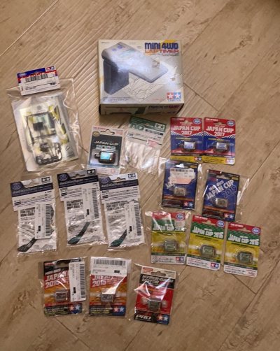 第N次挖煤姬购购购！！！淘到了很多绝版的配件非常开心，继续淘淘淘起来，绝版马达绝版软壳等，快递也很快，没有任何损坏！