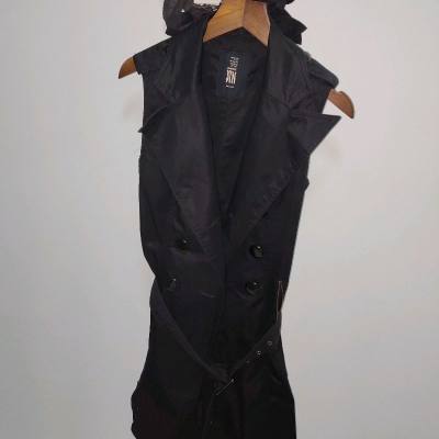 此次购物堪称完美，快递飞速送达，节省不少时间。商品质量经得起检验，与描述分毫不差。客服耐心答疑，服务贴心。以后还会来这买。