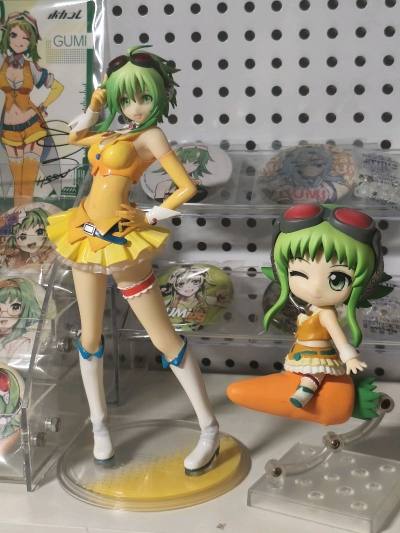 粘土人完好无损，运输很快且全程没出问题，包装也很好性价比很高，下单快，让我有机会捡漏，下次还会再购买的。