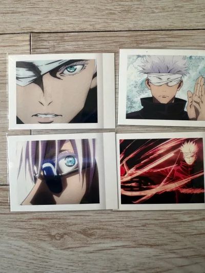 又是一个小set 好像也是好价，然后里面有四个我想吃的柄图 就直接买了 六张拍立得，我真的最近吃了很多很多 迷上纸片