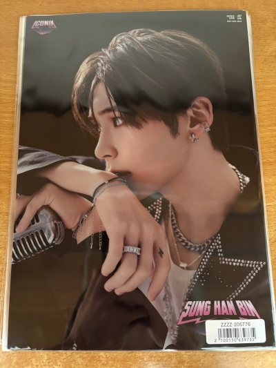 这是我第一次在煤炉上切男团相关的周边，偶然刷到zb1日专单封的好价，就想着切一次试试，体验感非常好，虽然等待的时间久了一点，但是包装很完美，专辑和配套的特典完全没有破损