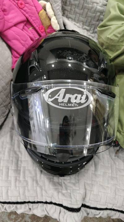 东西收到了，成功被税了。。。唉
物品略有瑕疵，在接受范围内。如果当时还价了感觉更合适。
包装还行，没有选特别包装和加固，运输没问题。