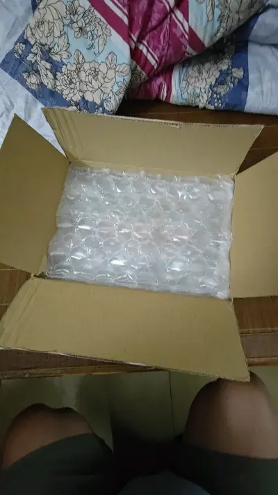 挖煤姬平台商品丰富，能淘到不少稀缺好物。物流速度尚可，包装用心。客服服务周到，回复及时。总体购物体验好，会继续在这选购。