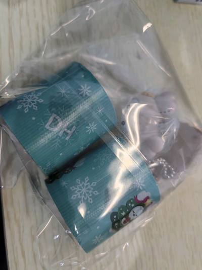 又是一箱十分迅速来到我手上了～～超级开心，好价吃上冰美式定延了嘿嘿，还有dive的momo，enemy的mina