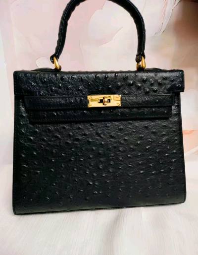 好价入黑金kelly满点稀有皮鸵鸟皮手提包