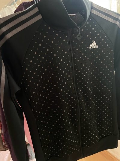 特别古早的addidas