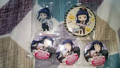 趁着汇率好点的时候疯狂购入，我推神颜我舔
挖煤姬依旧包装用心。选的是EMS，很快就到了，收到手马上就验货了，很好哦