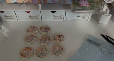 在挖煤姬切的虹野梦好价吧唧，切的速度很快，回国走的ems也很快，后续还会在挖煤姬继续切煤哒，很好的切煤软件大力推荐