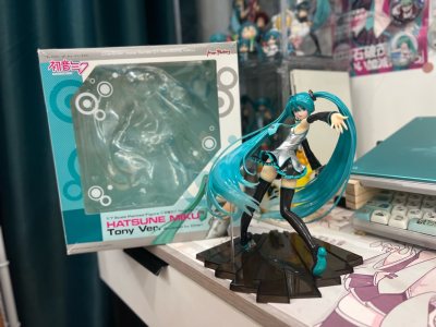 任意门淘初音未来Tony Ver.手办