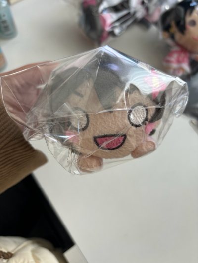 这次是在挖煤姬上购买的矢泽妮可周边，打包给力，到手完好无损，性价比很高。从很久之前就想买了，刚好上个月在挖煤姬看到，价格非常划算加上优惠券捡漏真是开心！我这次选择的是海运运输方式，从选择运输到签收用了差不多21天时间，对这个时效超级满意。
挖煤姬真的是一款非常好用的...