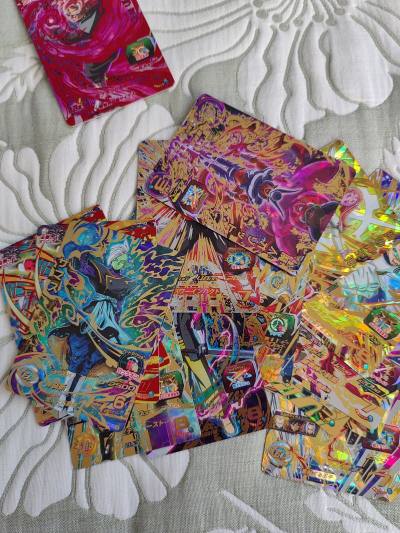 挖煤姬近期活动满满，每周都会趁着活动购入卡片，活动期间下单迅速，合单效率高，物流选择的ems，时效稳定，整体满意，继续支持挖煤姬。