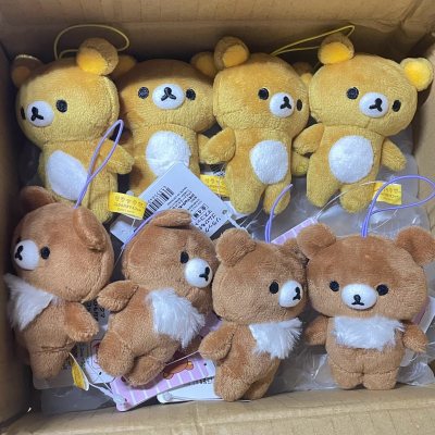 在挖煤姬切了轻松熊的玩偶挂件，总体非常好价，都全新有标签。前段时间被别人种草了轻松熊这个ip，真的非常可爱，刚好在煤炉上看到了非常好价的玩偶挂件，果断切下。走的挖煤姬竹蜻蜓总体没有什么问题，物流很方便明了。挖煤姬包装非常安全，东西都安全收到，体验感不错，期待再次回购...