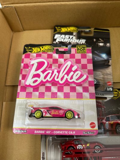 这次在挖煤姬上买了五辆小车，买起来没什么难度，平台有保障，到手很喜欢，整体来说没什么问题，可以常愉快的一次购物，非常推荐