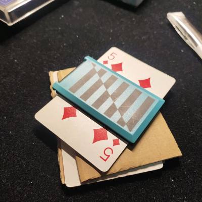 这次海淘在时效内就收到东西。东西也和图片显示一致。东西都是自己喜欢的，价格也美丽，这些都是停产的二手物件，喜欢