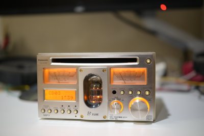 有点小毛病，费了点功夫还是自己修好了。注意：买家说坏了就是真坏了?。总体来说运费有点贵，而且现在海关老爷必税，起码税费和运费一样。大家考虑好成本。