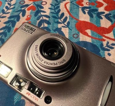 整体来说还不错
东西成色还行 从下单到拿到手大概花了两周时间
体验还算不错 只是没办法自主申报了还是比较尴尬