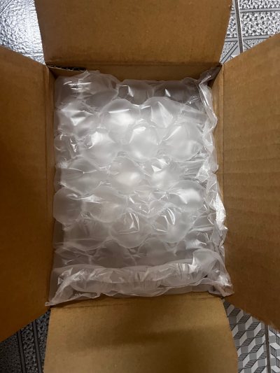 第一次在任意门买亲签拍立得，安全下车！这次选择的是竹蜻蜓plus线路，比我想象中的要快，包装保护的很到位！任意门海购很安心！