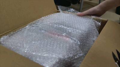 等了整整一个月，我的挖煤姬海运包裹终于到了，里面是盼了好久的两台游戏机，拆开的瞬间幸福感拉满～ 真心觉得挖煤姬超适合淘二手电子产品，不仅能找到很多稀缺款，品相描述真实靠谱，到手基本和预期一致，价格也比线下二手店友好不少，转运环节也不用多操心，想入手二手游戏机的小伙伴...