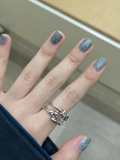 买到了超可爱的戒指