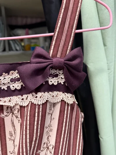 这次切了两条裙子，包装都很好，物流也很快！在挖煤姬切真的很快乐，等待的时间都变得有所期待了，继续切了小裙子，期待中