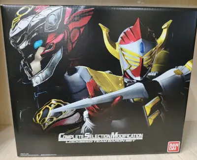 这是之前久远的第一次在挖煤姬购物 当时在一堆平台里反复挑选 最终选择了这个平台 当时刚补完假面骑士铠武 特别想买他的锁种套装  但是国内又很贵 于是萌生了在去日淘的想法  没想到真的发现了 哈哈 没想到第一次购物是拍卖的形式  最终也是以十分好的价格拍卖来了  当时...