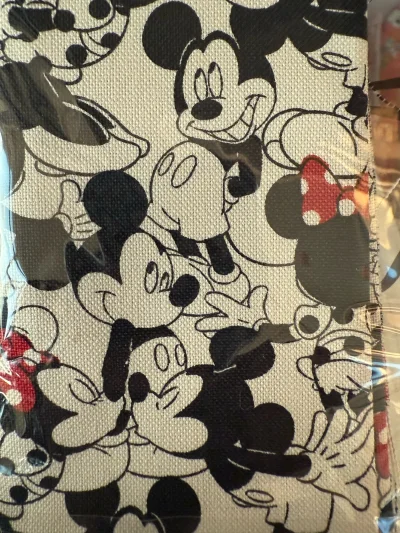 自从接触了挖煤姬真的一发不可收拾，每天都想买一点，不买就感觉亏了似的。买到又划算又好看绝版的布料真的好似挖宝