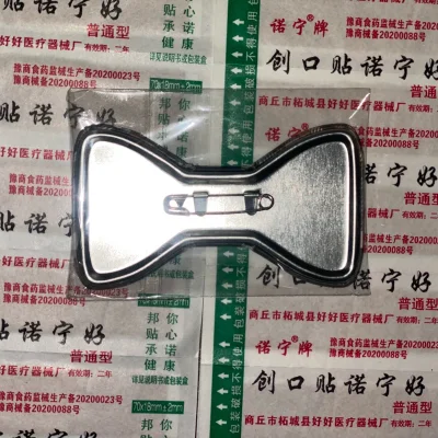 我的好物分享挖煤姬刷到这款莉可丽丝吧唧时直接被千束的笑脸戳中，蹲了好几天挖煤姬终于蹲到好价，收到后烫金细节超精致，拿在手里质感满分，从一眼种草到拆盒狂喜，这波心愿清单圆满打卡~﻿