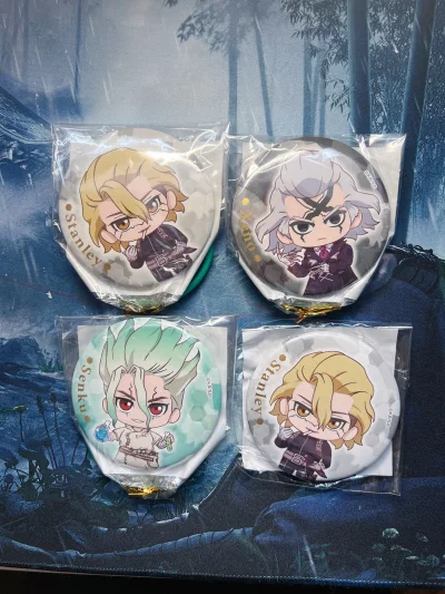 淘到了一批心仪已久的徽章类周边，吃到了一些好价，比国内平台便宜很多。挖煤姬app作为代购软件来说真的非常方便好用，代切速度也快，可以迅速买到喜欢的周边商品，优惠力度也非常大，各种满减和无门槛优惠券不停，全程走的EMS，发货特别快，操作巨简单，状态都很好，包装也特别紧...