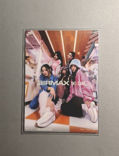 挖煤姬切煤海淘很方便，页面简洁操作简单，而且有几十个网站可以择，新上的煤炉拍卖也很好用。这次终于在雅虎闲置上蹲到了之前种草的小卡，价格还可以就秒下单了，到手实物比预想中还要貌美。